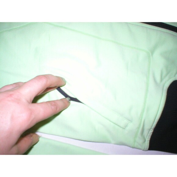 New Athleta NWT 98 Womens Recycled Jacket Green Light Bomber XS Black Bombtastic - Picture 8 of 12